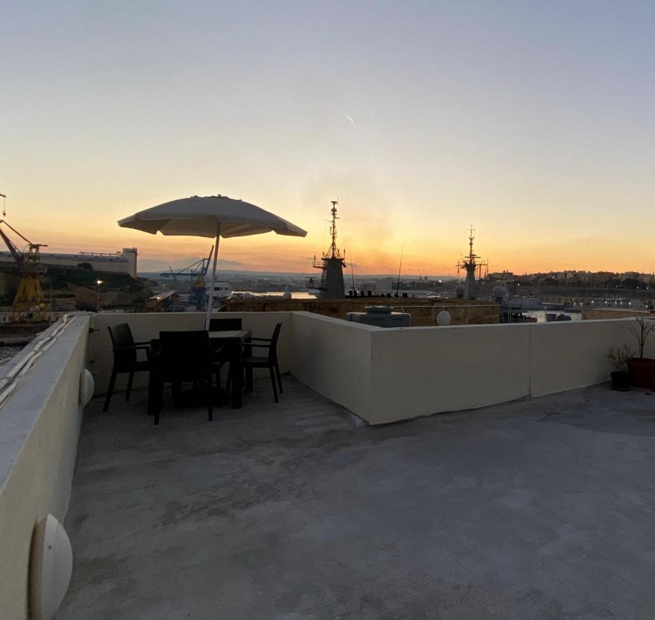 Malta Suites Senglea Exterior photo